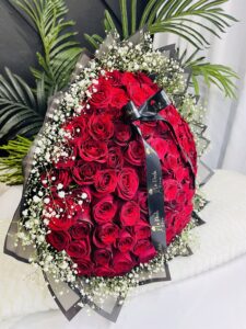 Red Roses with Gyp